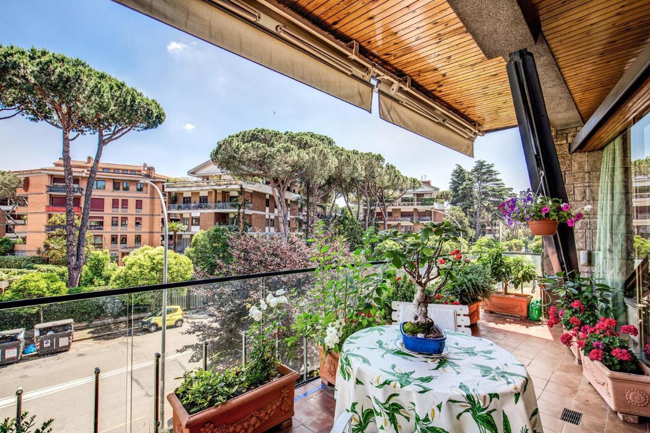 Terrazza Piccolomini: Elegant Apartment Stunning View Over Rome/St Peter'S Dome Bagian luar foto