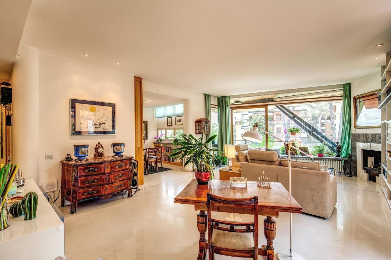 Terrazza Piccolomini: Elegant Apartment Stunning View Over Rome/St Peter'S Dome Bagian luar foto